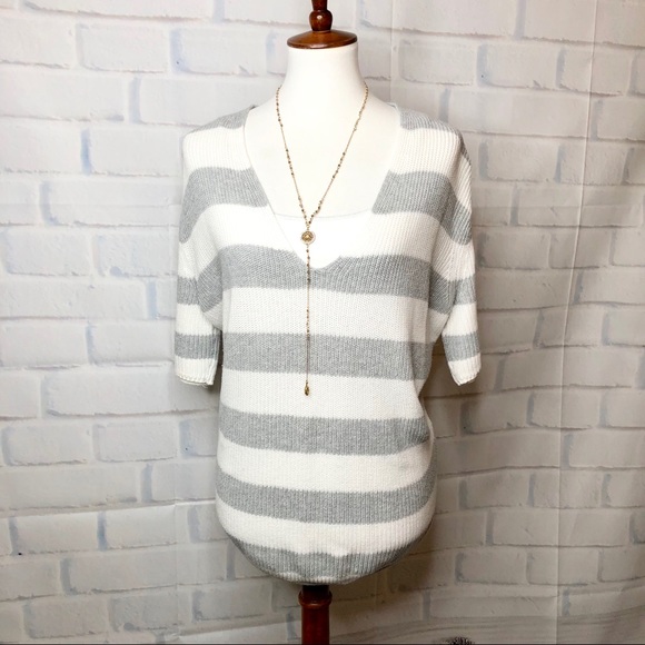 E X P R E S S : Classic “London” Striped Sweater - Picture 2 of 8